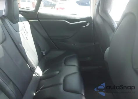 2015 Tesla Model S 60/70/85 z USA, uszkodzony, nr VIN 5YJSA1H14FFP73296